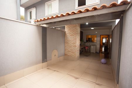 Casa à venda com 140m², 3 quartos e 3 vagasÁrea de Serviço