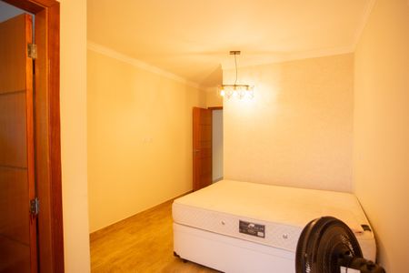 Casa à venda com 140m², 3 quartos e 3 vagasSuíte