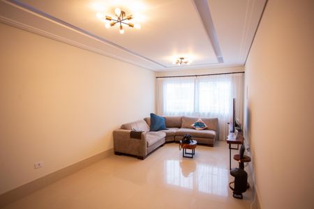 Casa à venda com 140m², 3 quartos e 3 vagasSala