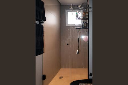 Apartamento à venda com 67m², 2 quartos e 1 vaga Apartamento à venda com 67m², 2 quartos e 1 vagaBanheiro Suíte