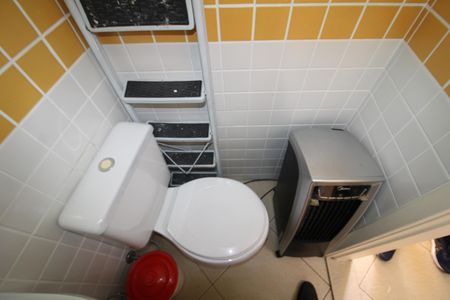 Casa à venda com 175m², 3 quartos e 3 vagasBanheiro de Serviço