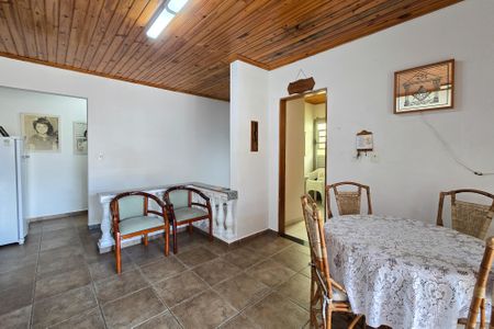 Casa à venda com 205m², 3 quartos e 3 vagas Casa à venda com 205m², 3 quartos e 3 vagasCozinha 2