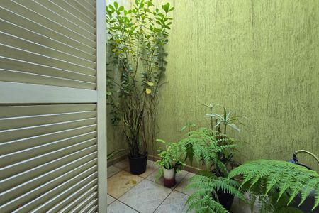 Casa à venda com 205m², 3 quartos e 3 vagas Casa à venda com 205m², 3 quartos e 3 vagasVaranda - Suíte 1