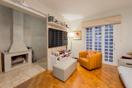 Casa à venda com 144m², 3 quartos e 2 vagasSala de Estar