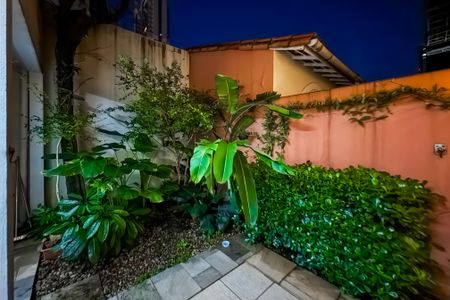 Casa à venda com 144m², 3 quartos e 2 vagasÁrea Externa