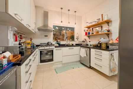 Casa à venda com 144m², 3 quartos e 2 vagasCozinha