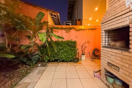 Casa à venda com 144m², 3 quartos e 2 vagasChurrasqueira