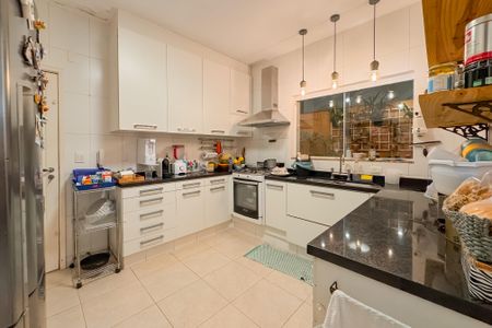 Casa à venda com 144m², 3 quartos e 2 vagasCozinha