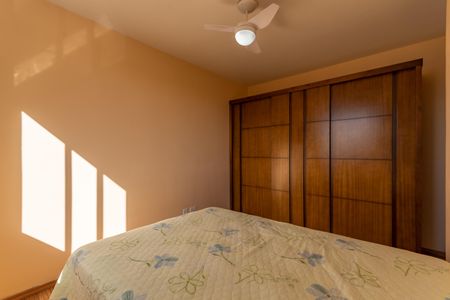 Apartamento à venda com 81m², 3 quartos e 2 vagasSuíte