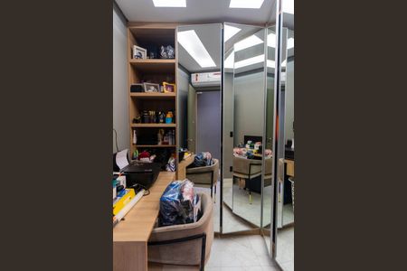 Apartamento à venda com 86m², 2 quartos e 2 vagasCloset