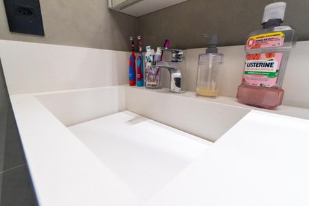 Apartamento à venda com 86m², 2 quartos e 2 vagasBanheiro Social Detalhe