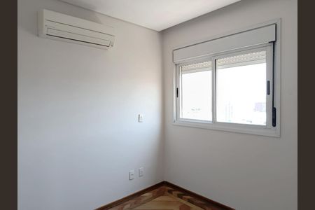 Apartamento à venda com 230m², 3 quartos e 4 vagas Apartamento à venda com 230m², 3 quartos e 4 vagasSuíte 1