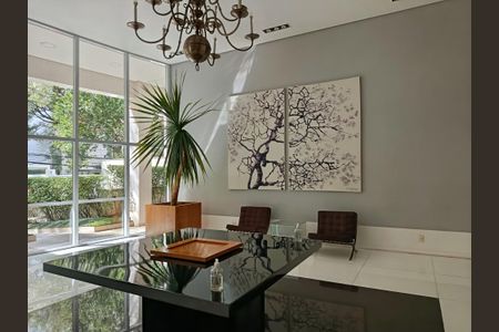 Apartamento à venda com 230m², 3 quartos e 4 vagas Apartamento à venda com 230m², 3 quartos e 4 vagasHall de entrada