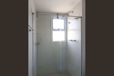 Apartamento à venda com 230m², 3 quartos e 4 vagas Apartamento à venda com 230m², 3 quartos e 4 vagasBanheiro da Suíte 1