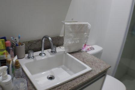 Apartamento à venda com 70m², 2 quartos e 1 vagaBanheiro Social