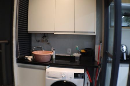 Apartamento à venda com 70m², 2 quartos e 1 vagaÁrea de Serviço