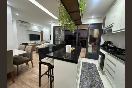 Apartamento à venda com 70m², 2 quartos e 1 vagaSala/Cozinha