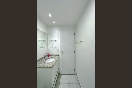 Apartamento para alugar com 52m², 2 quartos e sem vagaBanheiro