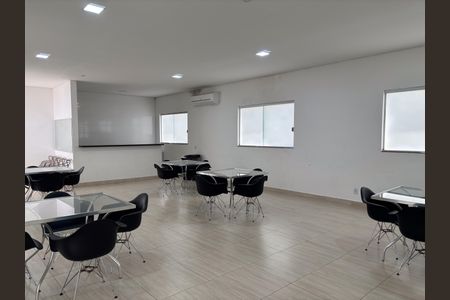 Apartamento para alugar com 40m², 2 quartos e 1 vaga Apartamento para alugar com 40m², 2 quartos e 1 vagaÁrea comum - Salão de Festas