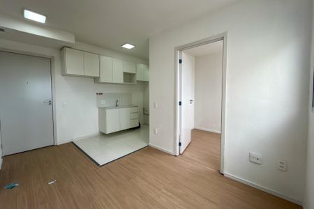 Apartamento para alugar com 34m², 2 quartos e sem vaga Apartamento para alugar com 34m², 2 quartos e sem vagaSala