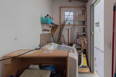 Casa à venda com 121m², 4 quartos e 2 vagas Casa à venda com 121m², 4 quartos e 2 vagasÁrea de Serviço