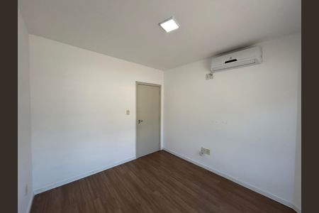 Casa de condomínio à venda com 144m², 3 quartos e 2 vagasQuarto 2