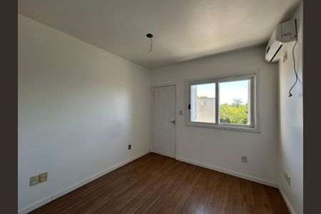 Casa de condomínio à venda com 144m², 3 quartos e 2 vagasSuíte