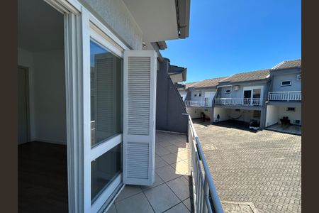 Casa de condomínio à venda com 144m², 3 quartos e 2 vagasSacada do Quarto 2