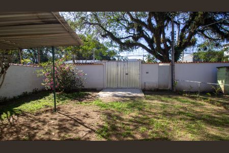 Casa para alugar com 100m², 3 quartos e 1 vagaQuintal