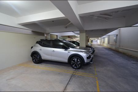 Apartamento à venda com 93m², 3 quartos e 1 vaga Apartamento à venda com 93m², 3 quartos e 1 vagaGaragem