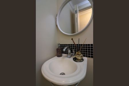 Lavabo de casa para alugar com 2 quartos, 90m² em Chácara Sergipe, São Bernardo do Campo