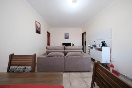 Sala de casa à venda com 5 quartos, 350m² em Vila Nhocuné, São Paulo