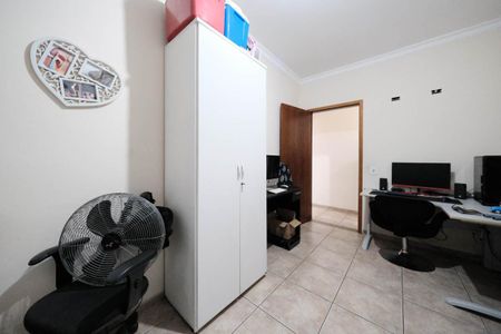 Casa à venda com 350m², 5 quartos e 2 vagasQuarto 1