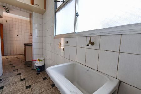 Apartamento para alugar com 102m², 3 quartos e 1 vagaÁrea de Serviço