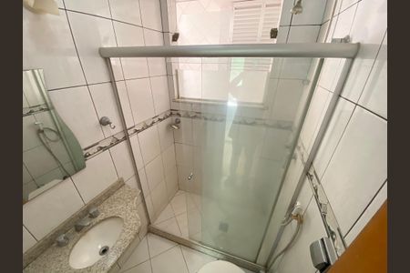 Apartamento à venda com 83m², 2 quartos e 1 vagaBanheiro