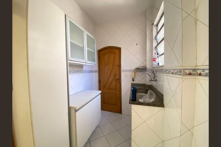Apartamento à venda com 83m², 2 quartos e 1 vagaCozinha