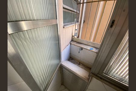 Apartamento à venda com 83m², 2 quartos e 1 vagaÁrea de Serviço