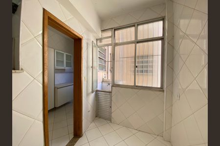 Apartamento à venda com 83m², 2 quartos e 1 vagaÁrea de Serviço