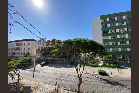 Apartamento à venda com 83m², 2 quartos e 1 vagaVista