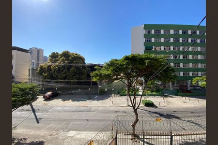 Apartamento à venda com 83m², 2 quartos e 1 vagaVista