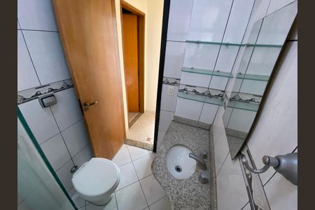 Apartamento à venda com 83m², 2 quartos e 1 vagaBanheiro