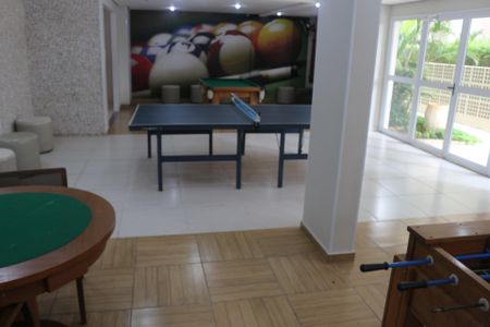 Apartamento à venda com 65m², 2 quartos e 1 vagaÁrea comum