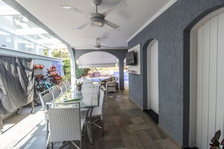 Casa de condomínio para alugar com 400m², 4 quartos e 3 vagasVista da Sala