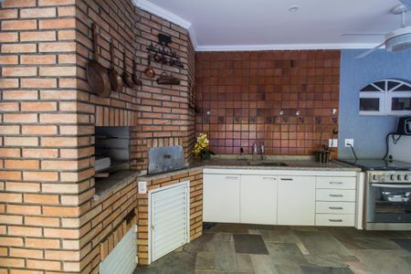 Casa de condomínio para alugar com 400m², 4 quartos e 3 vagasÁrea gourmet