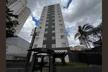 Apartamento para alugar com 64m², 3 quartos e 1 vagaFachada