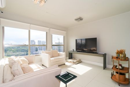 Apartamento à venda com 70m², 2 quartos e 2 vagas Apartamento à venda com 70m², 2 quartos e 2 vagasSala