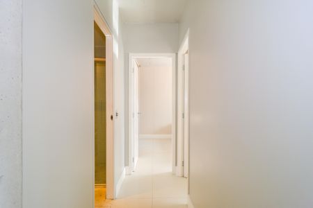 Apartamento à venda com 70m², 2 quartos e 2 vagas Apartamento à venda com 70m², 2 quartos e 2 vagasCorredor