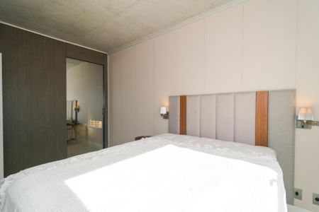 Apartamento à venda com 70m², 2 quartos e 2 vagas Apartamento à venda com 70m², 2 quartos e 2 vagasQuarto 1