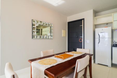 Apartamento à venda com 70m², 2 quartos e 2 vagas Apartamento à venda com 70m², 2 quartos e 2 vagasSala