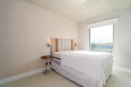 Apartamento à venda com 70m², 2 quartos e 2 vagas Apartamento à venda com 70m², 2 quartos e 2 vagasQuarto 1